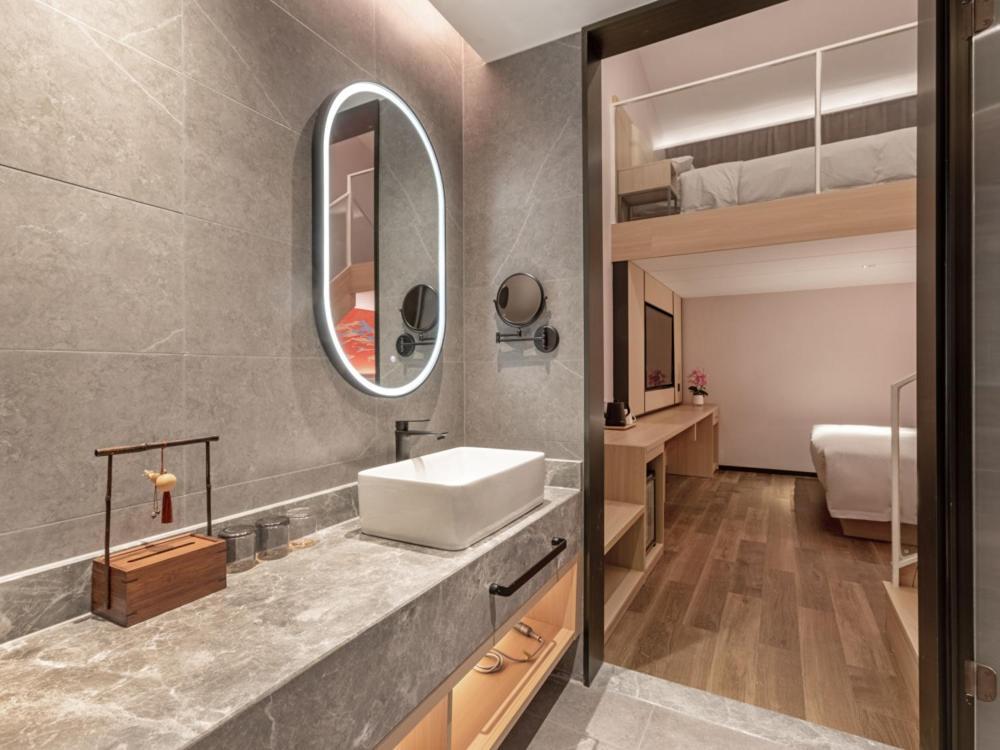 Yunju Hotel Beijing Yonghe Palace Guijie Siheyuan Экстерьер фото